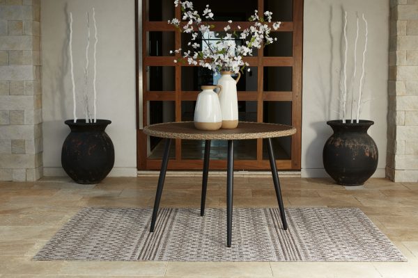 Amaris - Brown   Black - Round Dining Table Hot on Sale