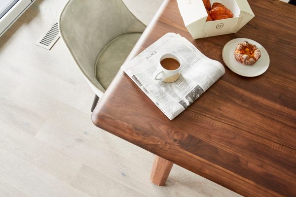 Malibu - Dining Table - Walnut For Sale