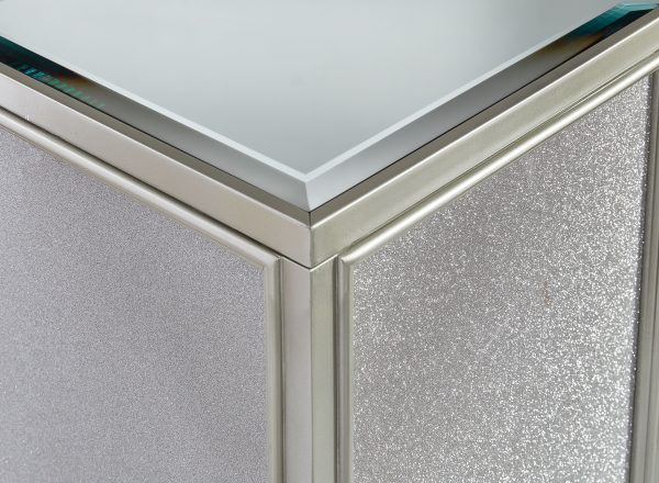 Traleena - Silver Finish - Nesting End Tables (Set of 2) Hot on Sale